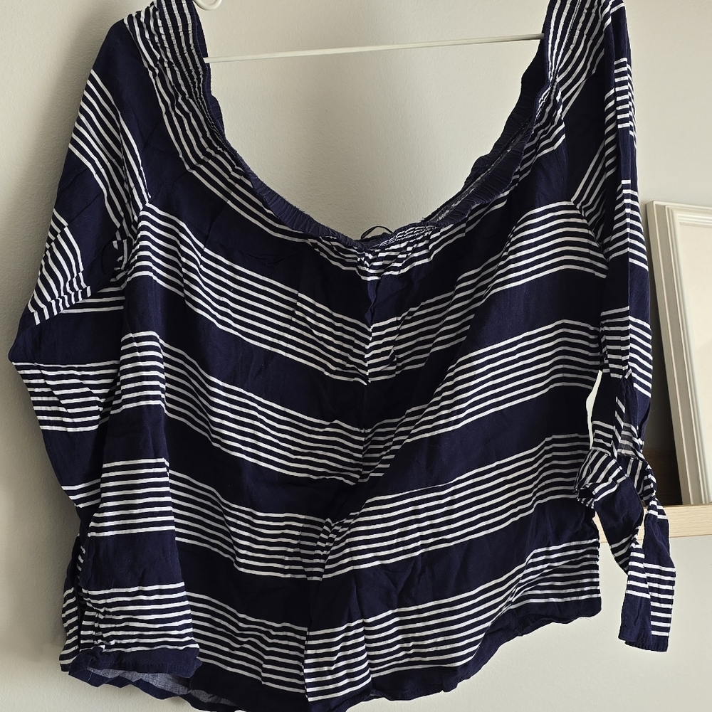 Reitmans Navy and White Striped Blouse
